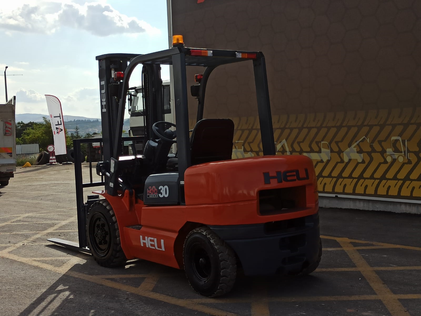 2012 HELI H2000 SERIES CPCD30 FORKLIFT 3 TONE Erçal Trucks